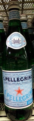 Sparkling natural mineral water